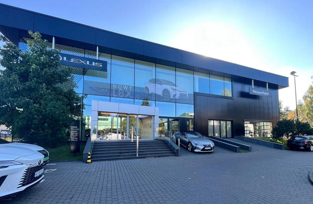 Salon samochodowy Lexus